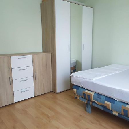 Hetedik Apartman Pécs Esterno foto