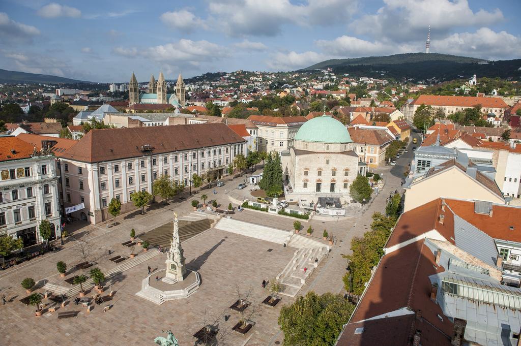 Hetedik Apartman Pécs Esterno foto